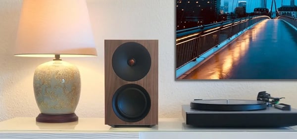 Cambridge audio LR X Aktif hoparlör