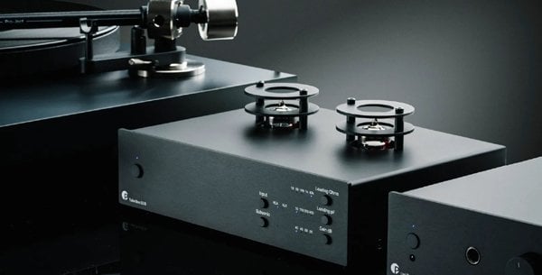 Pro-Ject Tube Box S3 B Balanced Phono Tube Pre-amplifier