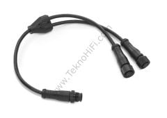 JL Audio  MMC-2Y: MediaMaster MM100s'den 2 yönlü y-bağlantı kablosu