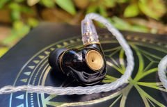 Meze Audio ADVAR Kulak içi Kulaklık